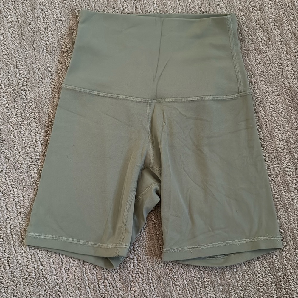 Lululemon align shorts